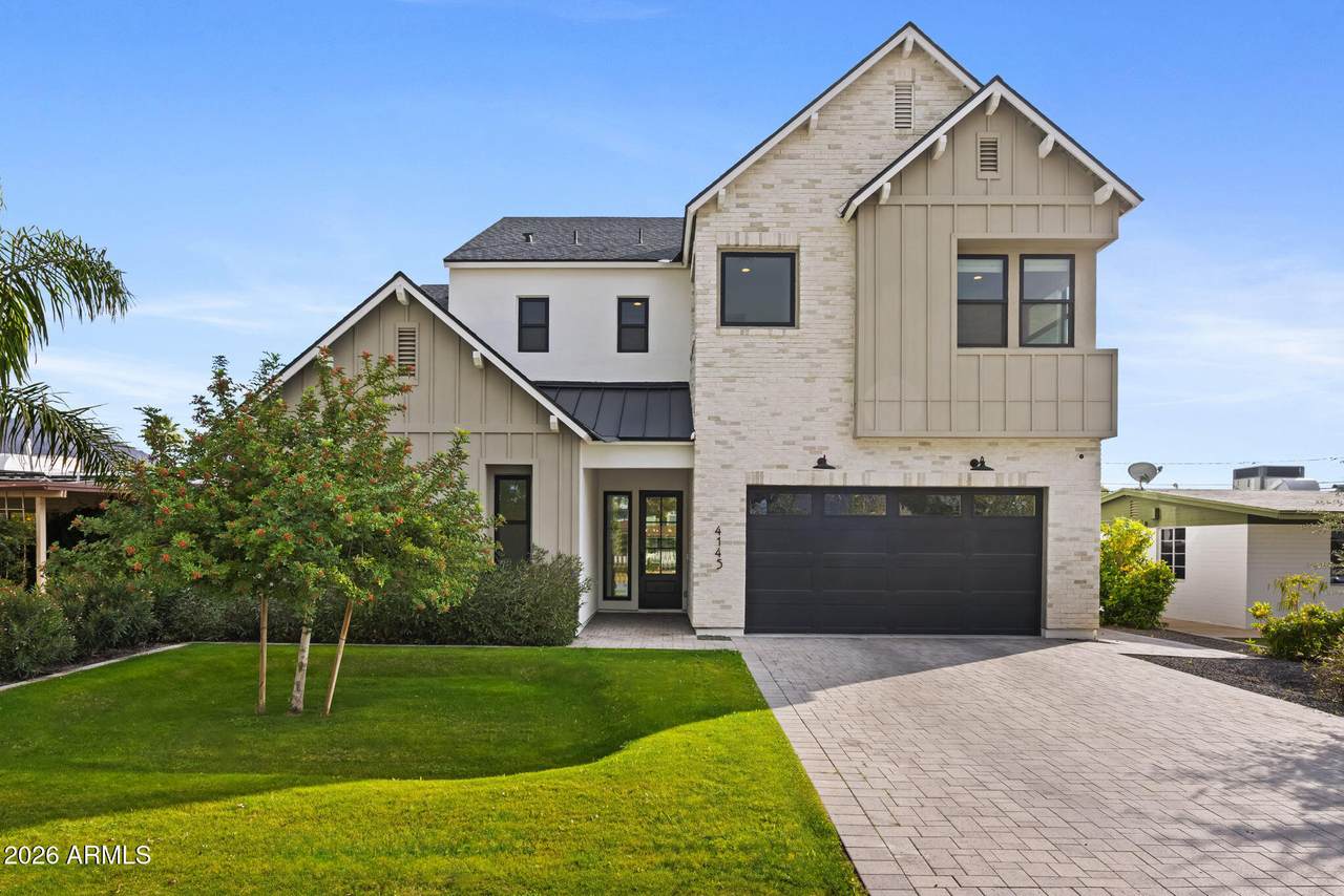 4145 42nd Place - Photo 1