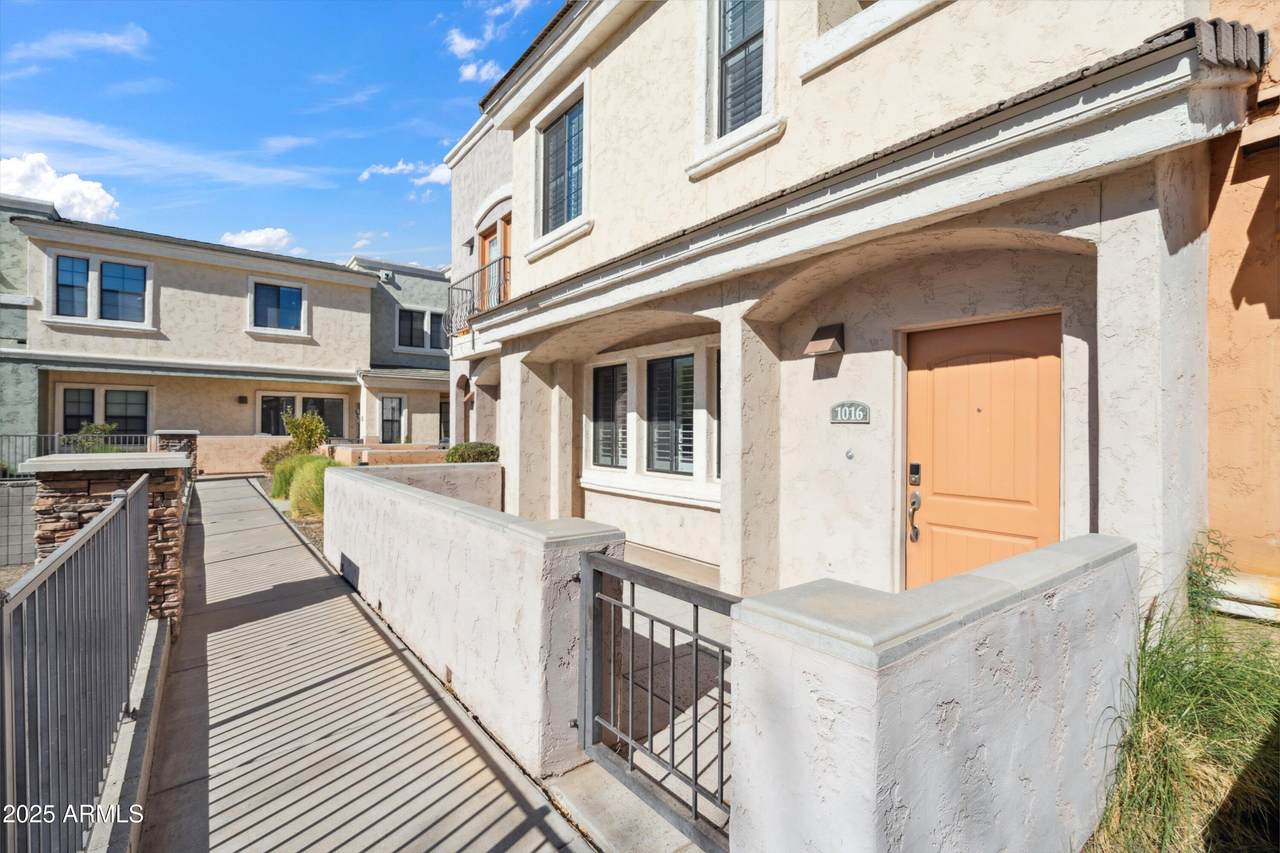 10757 74TH Street - Photo 1