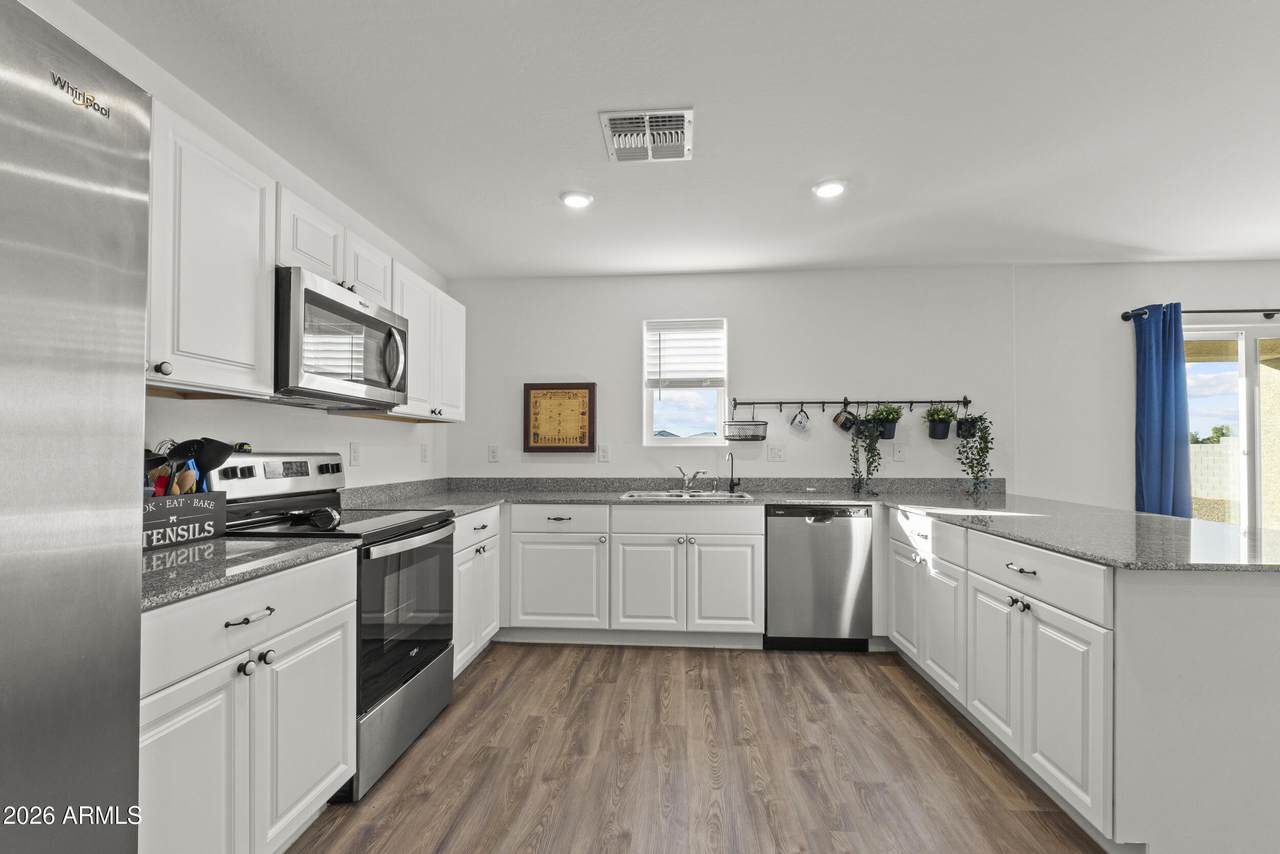 83 Naples Lane - Photo 1