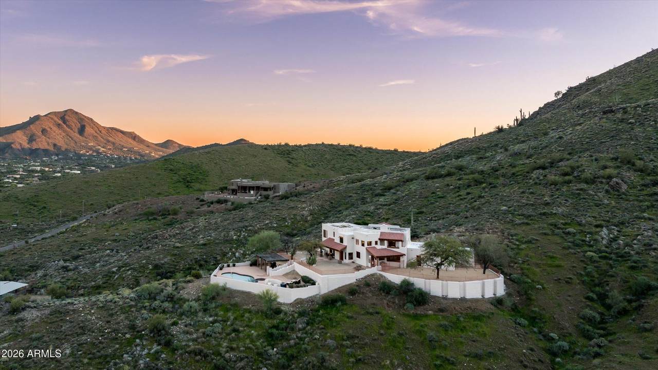 39050 52ND Street - Photo 1