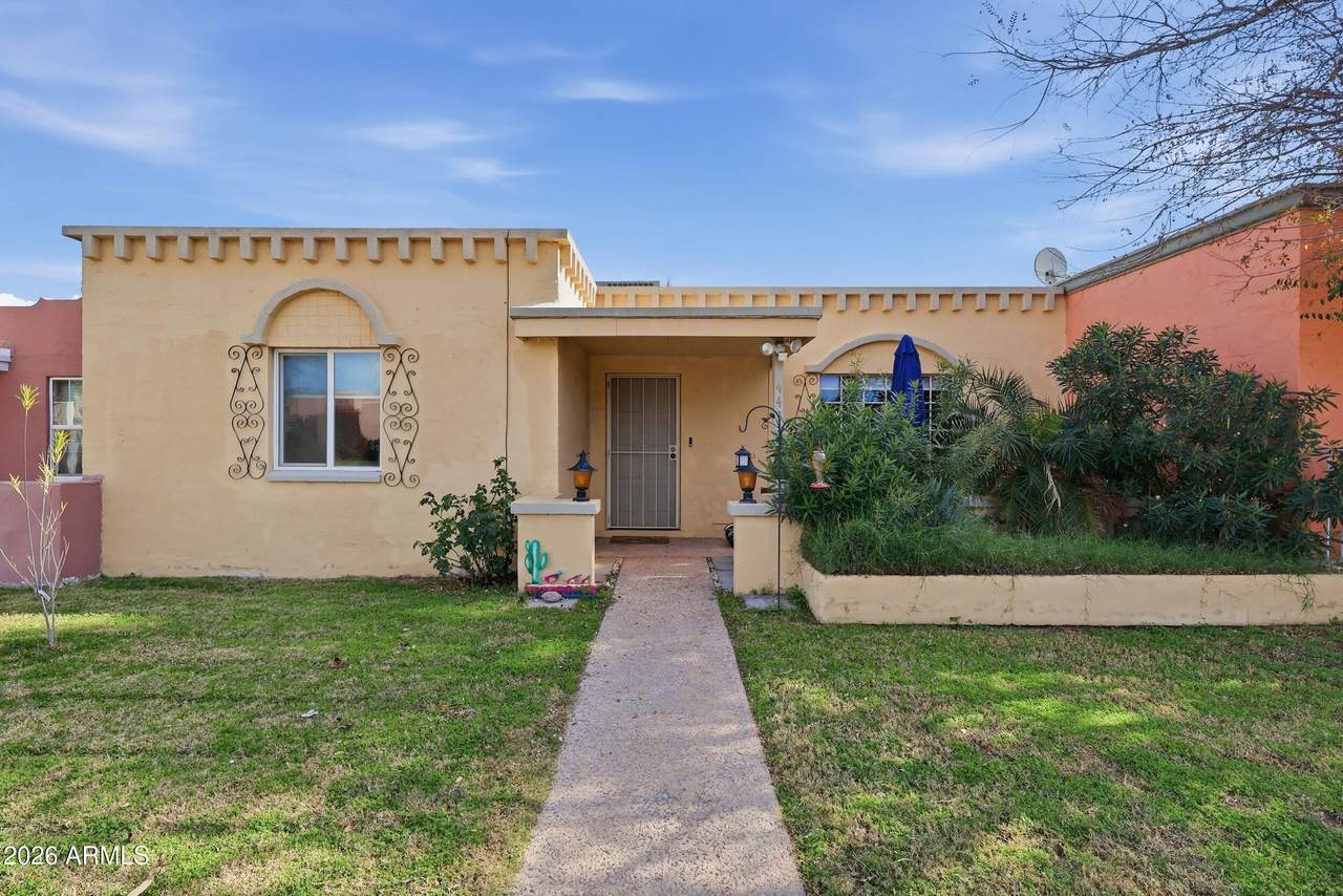 443 Hobson Plaza - Photo 1