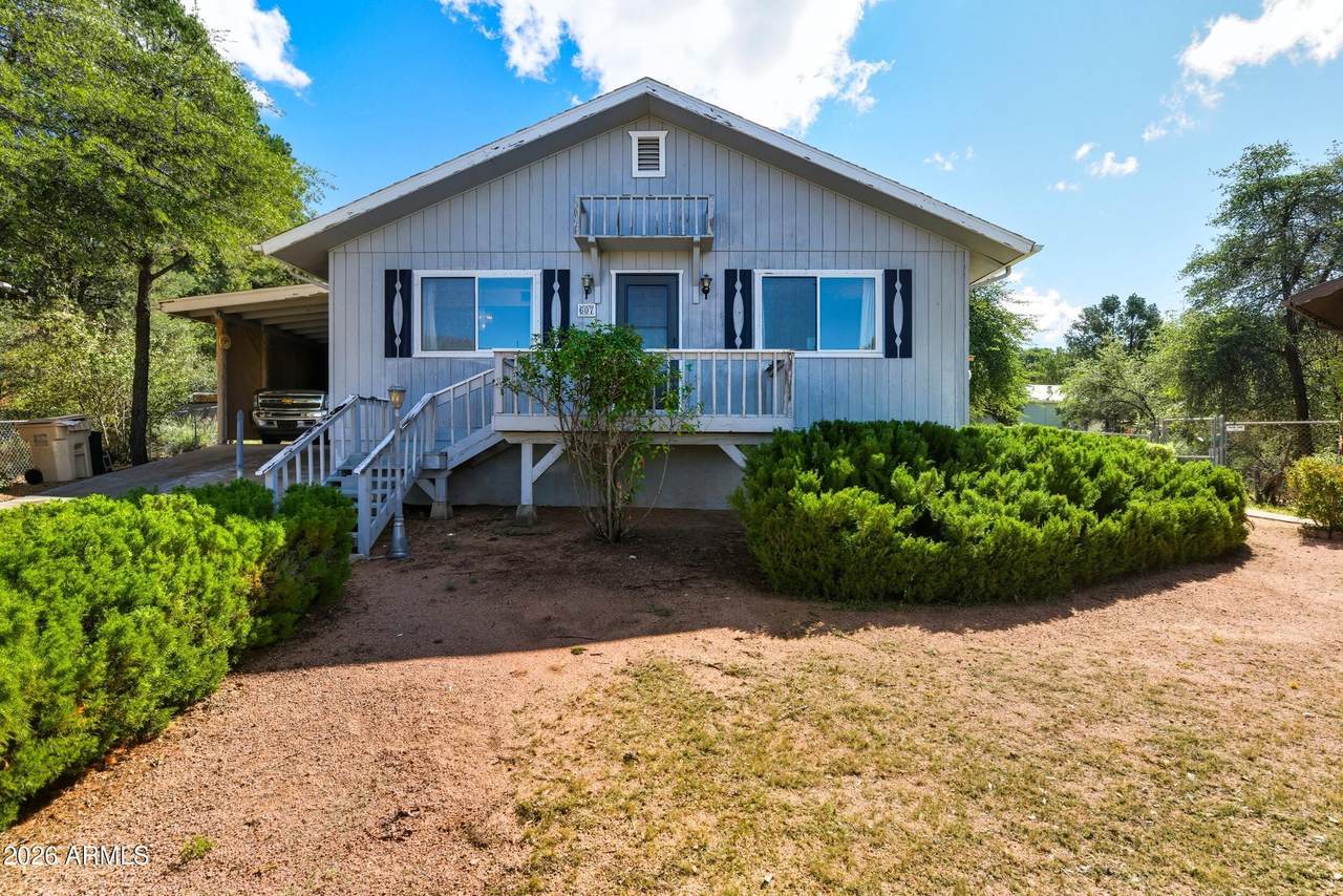 607 Drowsey Circle - Photo 1