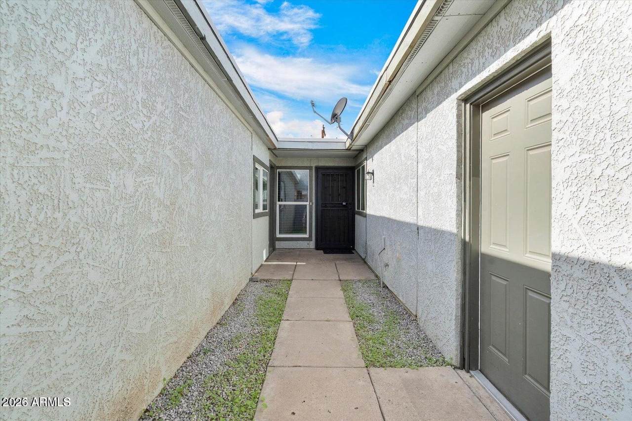7132 63RD Drive - Photo 1