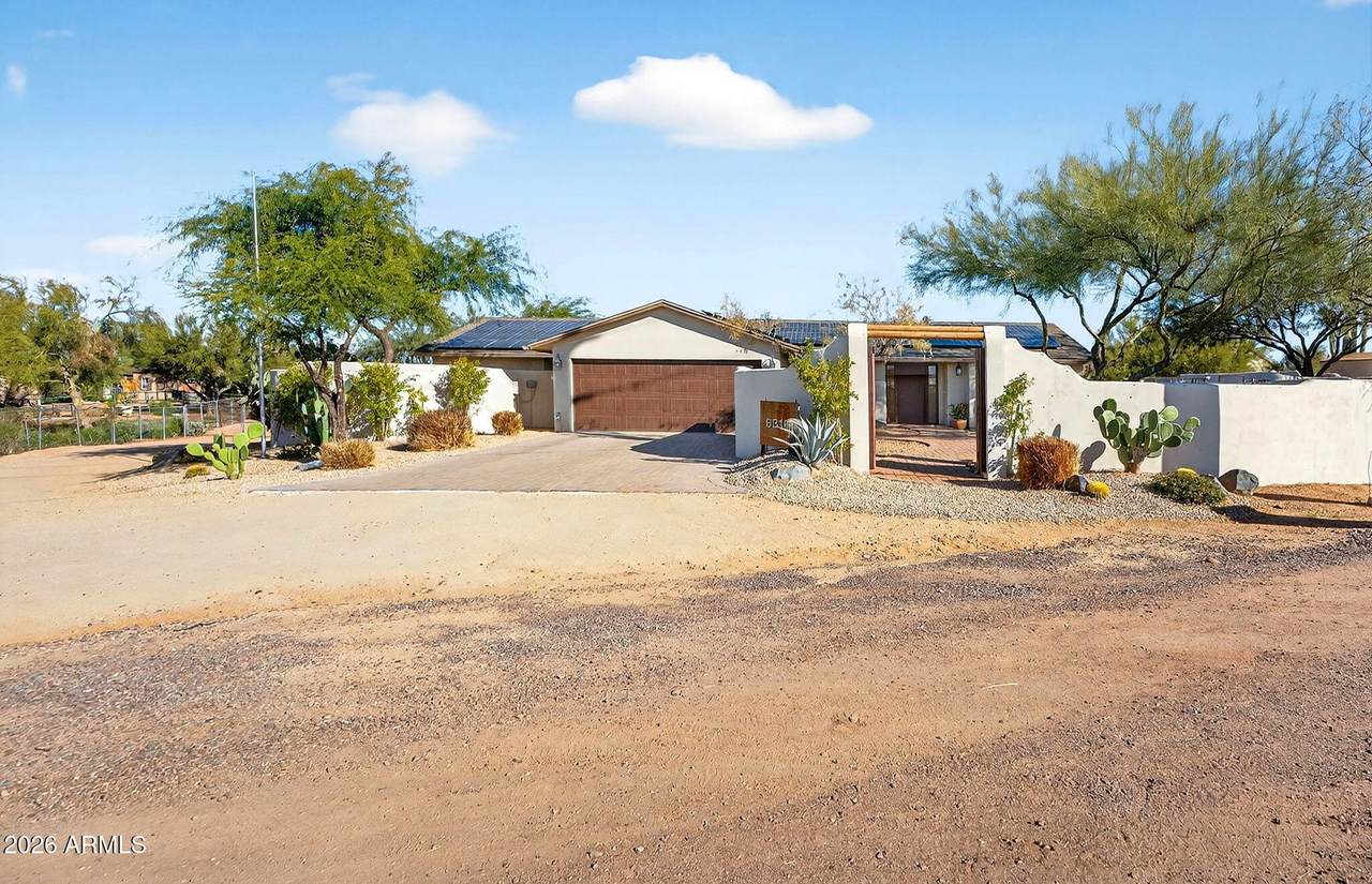 6316 Dixileta Drive - Photo 1