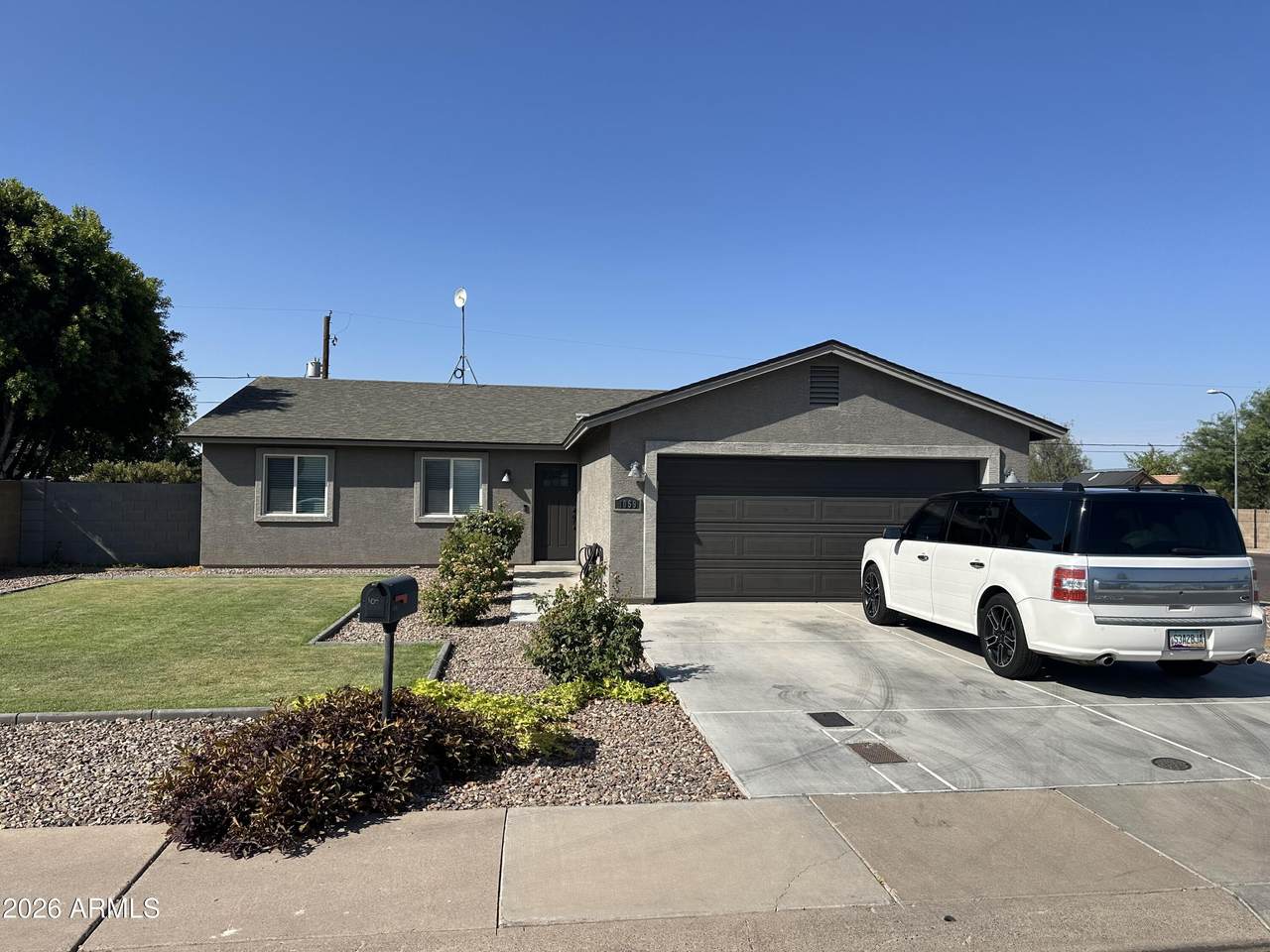 1059 5TH Avenue - Photo 1