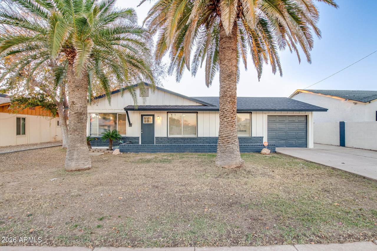 17232 16TH Avenue - Photo 1