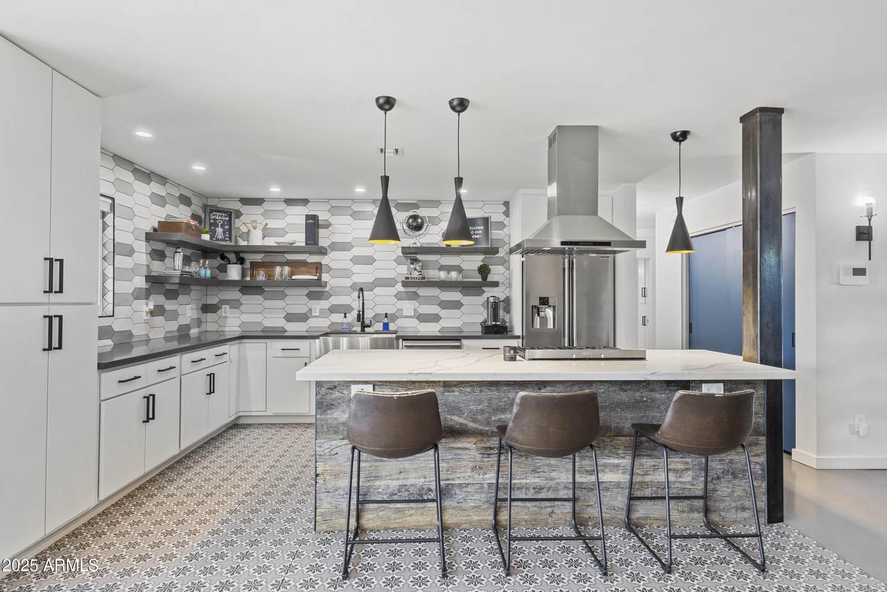 3355 6TH Avenue - Photo 1