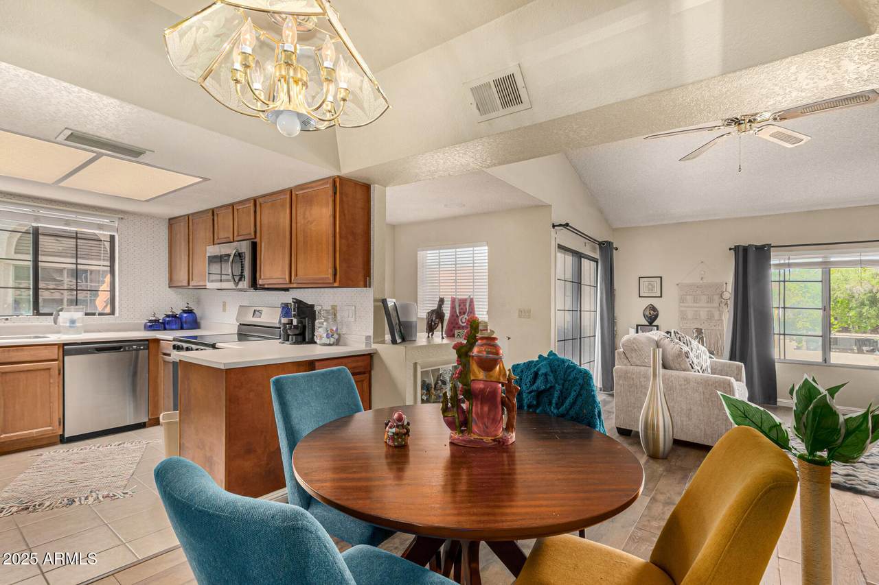 839 Westwood - Photo 1