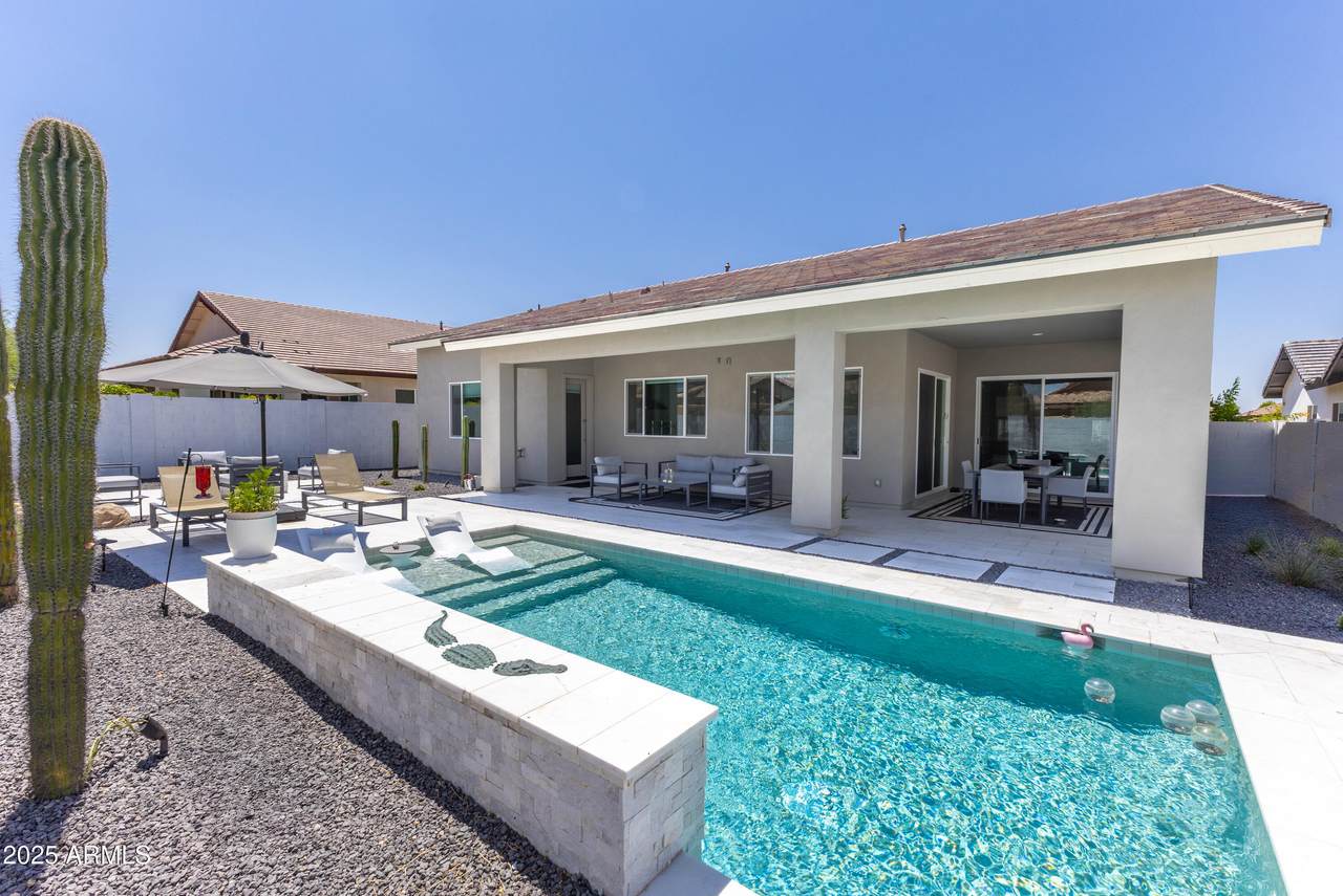 4234 Hunter Court - Photo 1