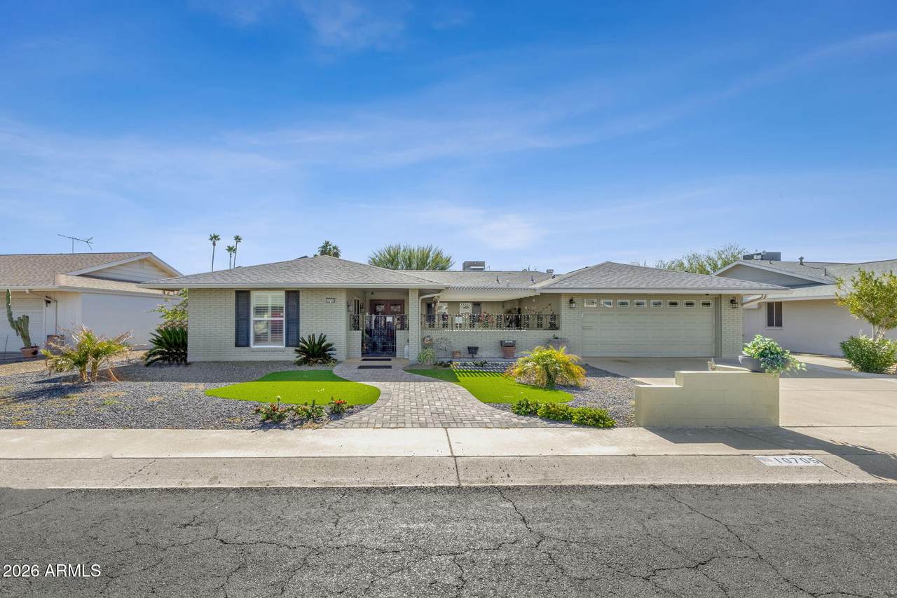 10705 Camelot Circle - Photo 1