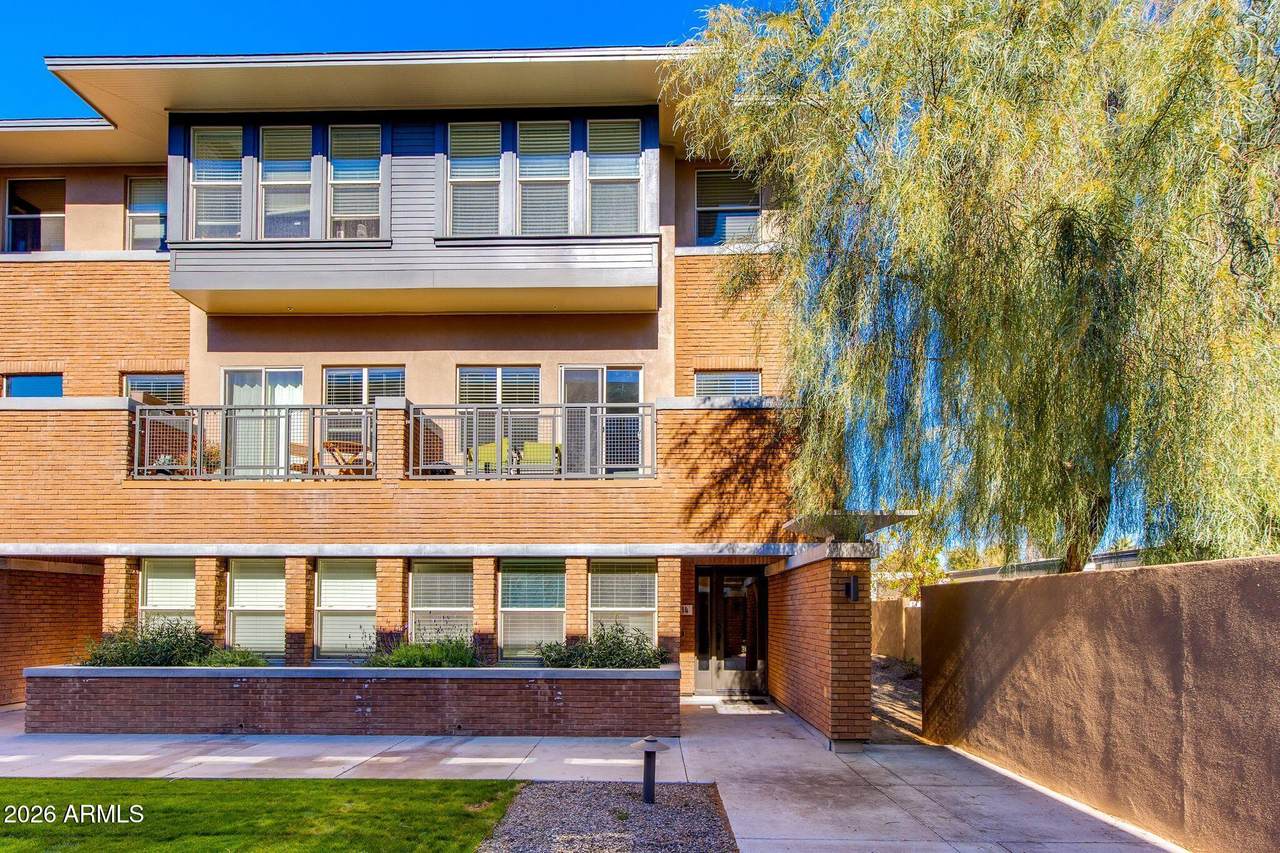 1400 Bethany Home Road - Photo 1