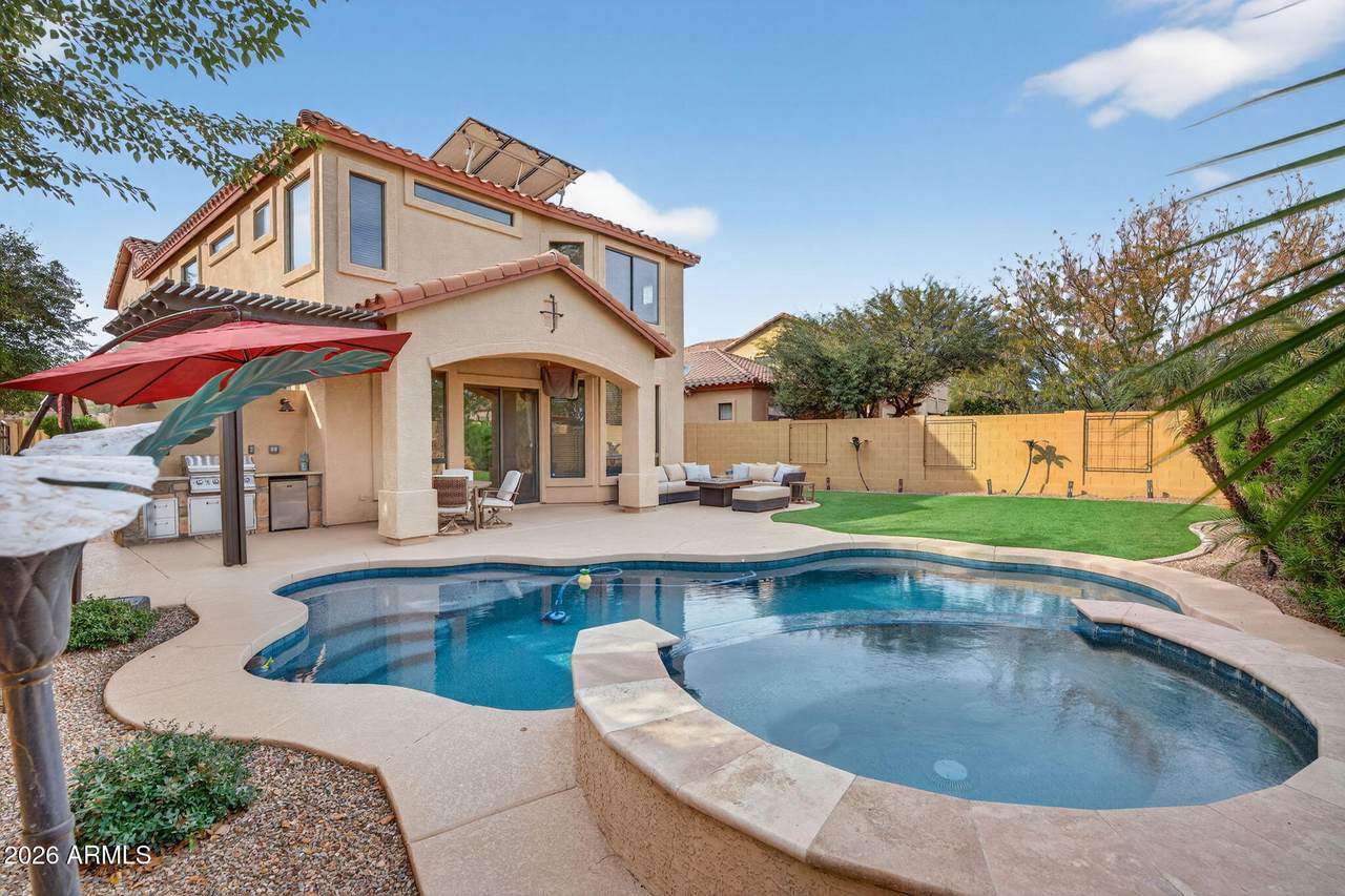 1633 Luther - Photo 1