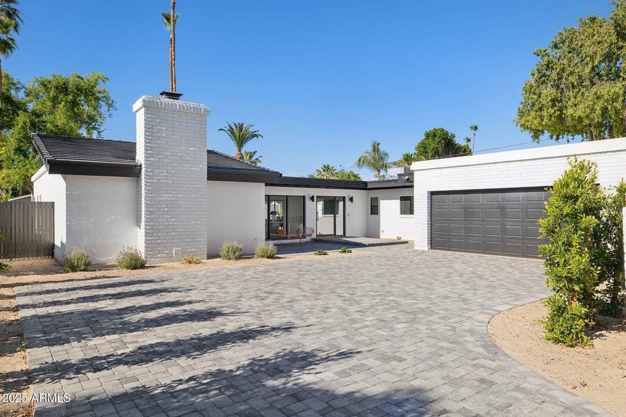 342 Orangewood Avenue - Photo 1