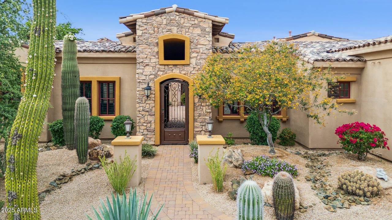 8520 Via Montoya - Photo 1