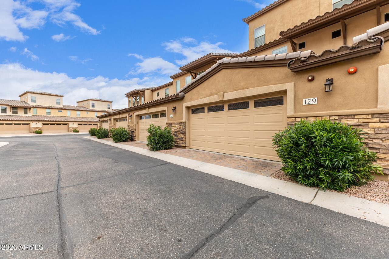 2821 Skyline Drive - Photo 1