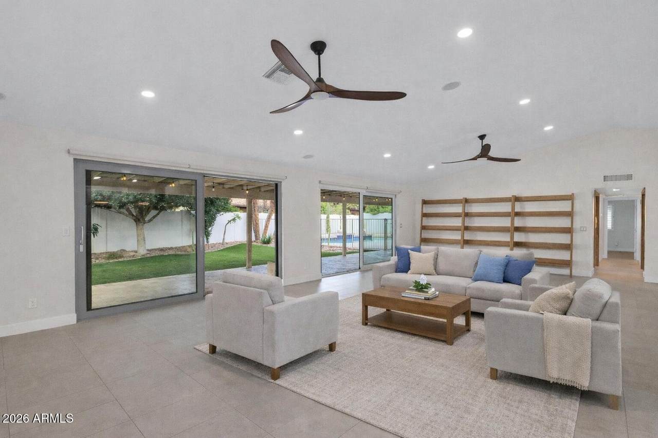 15650 60TH Place - Photo 1