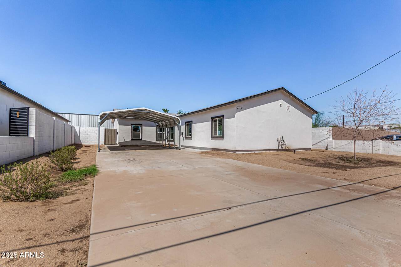2746 Pima Street - Photo 1