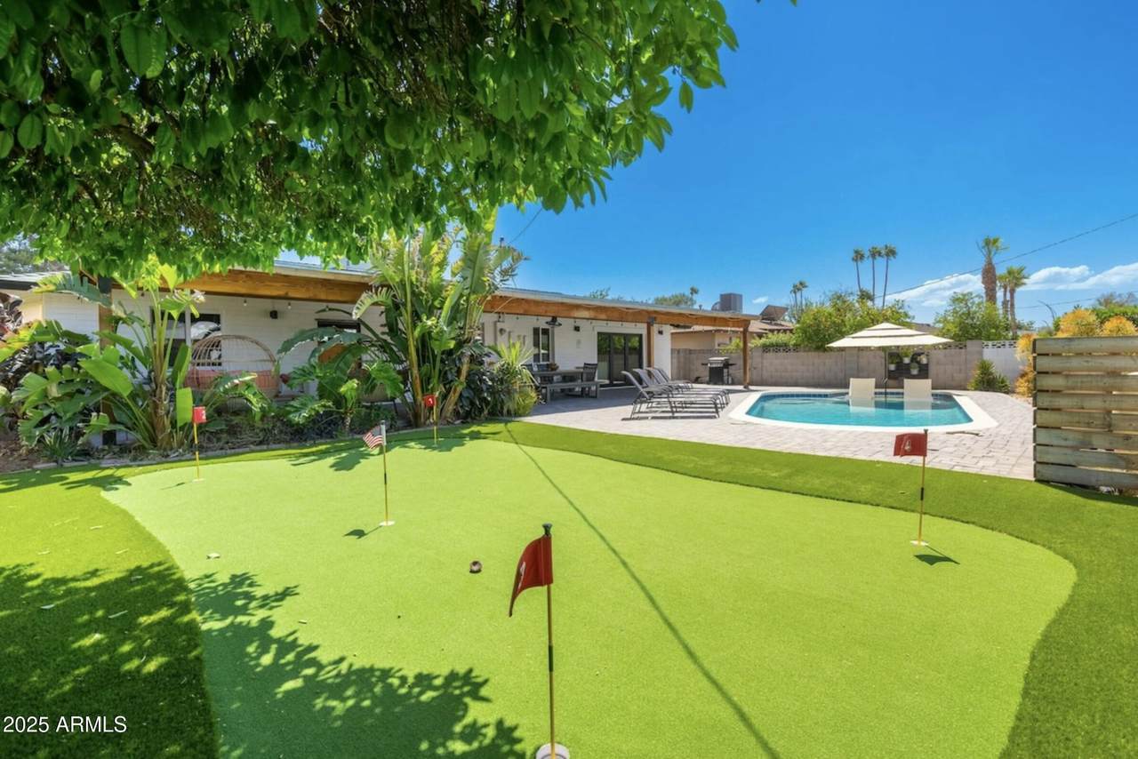 1152 Malibu Drive - Photo 1