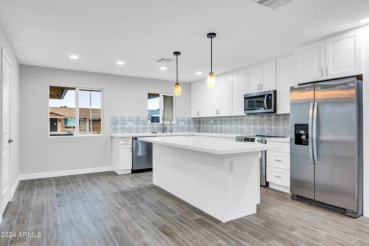 10602 Cumberland Drive - Photo 1