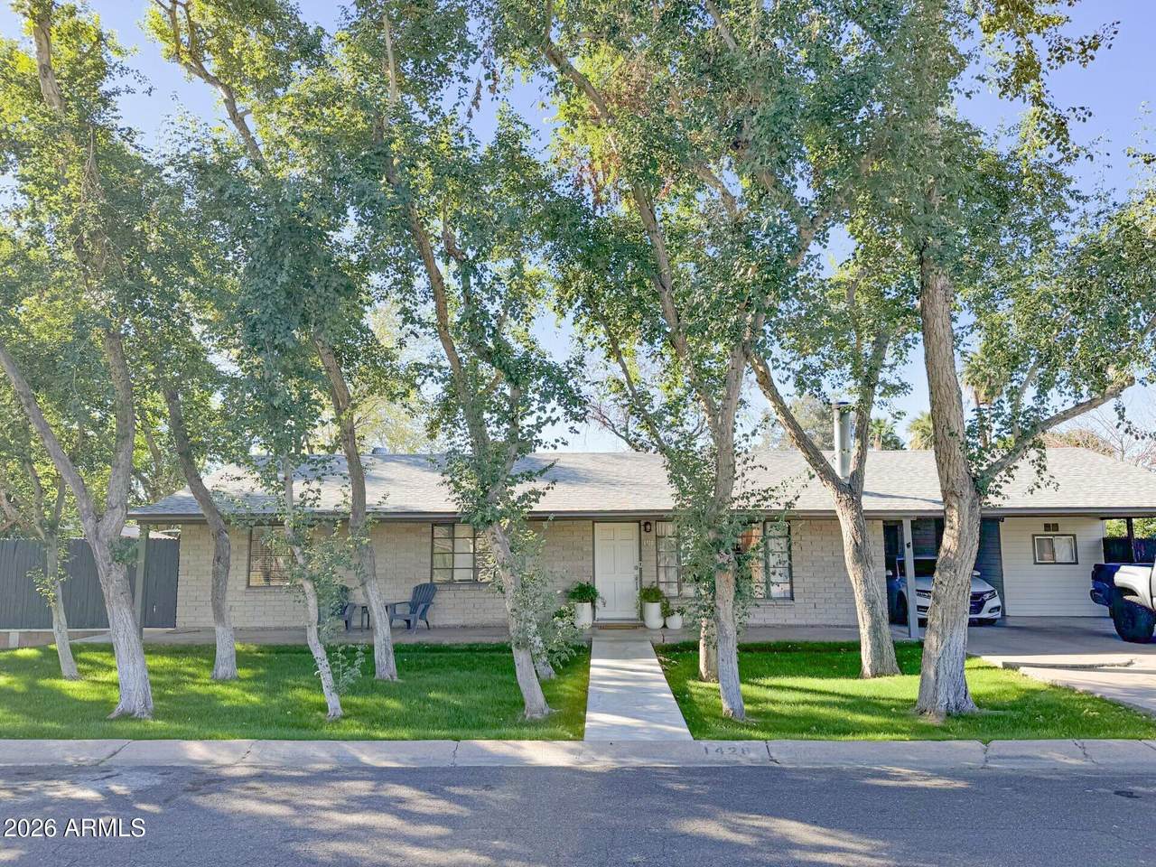 1428 Oakley Place - Photo 1