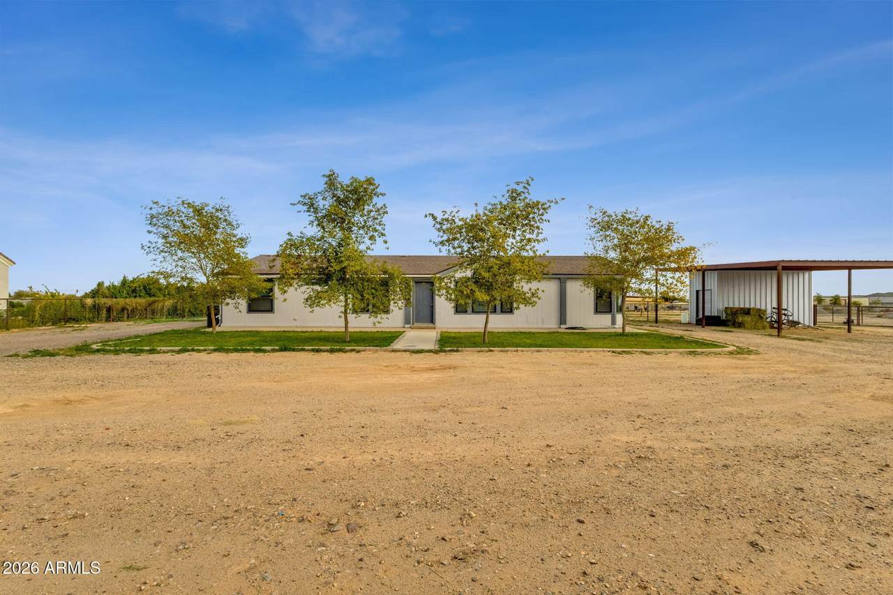 851 Quail Circle - Photo 1