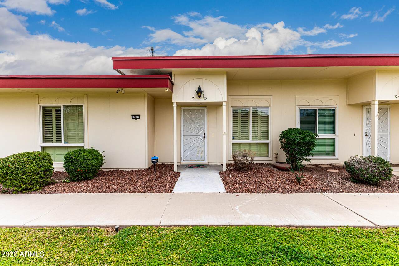 10020 Royal Oak Road - Photo 1