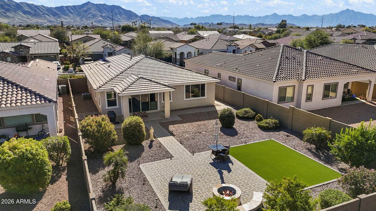 2818 Minton Street - Photo 1