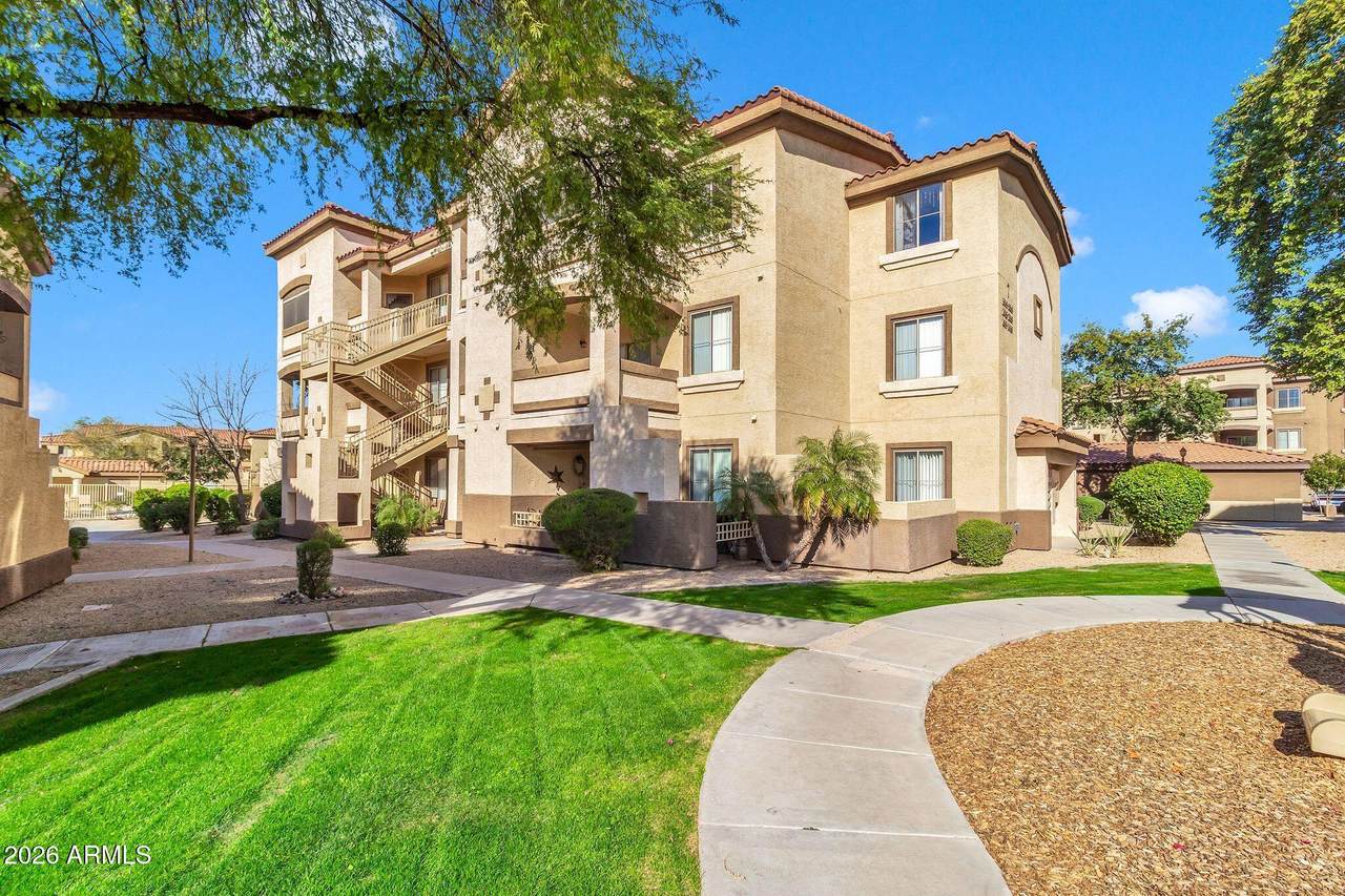 10136 Southern Avenue - Photo 1