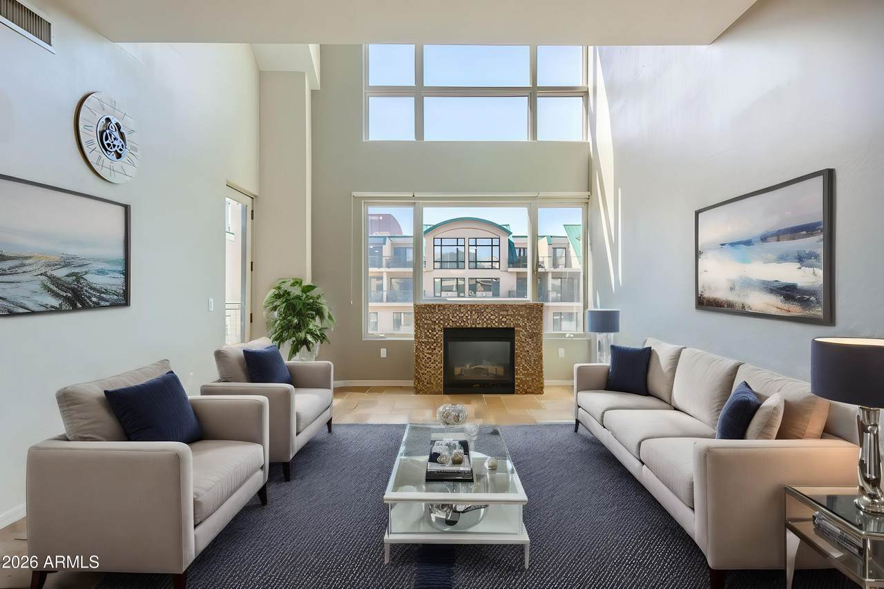 17 Vernon Avenue - Photo 1