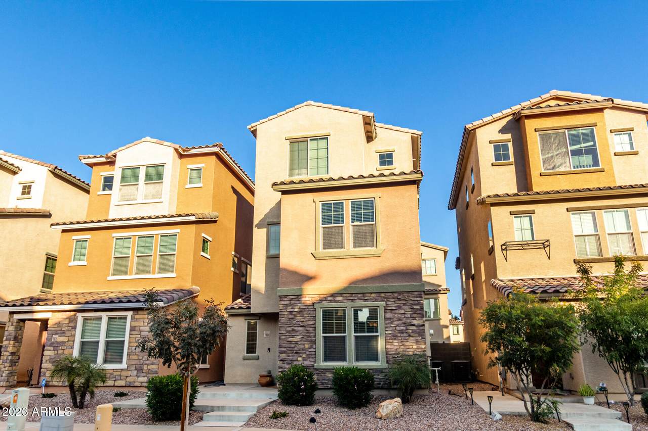 2031 77TH Lane - Photo 1