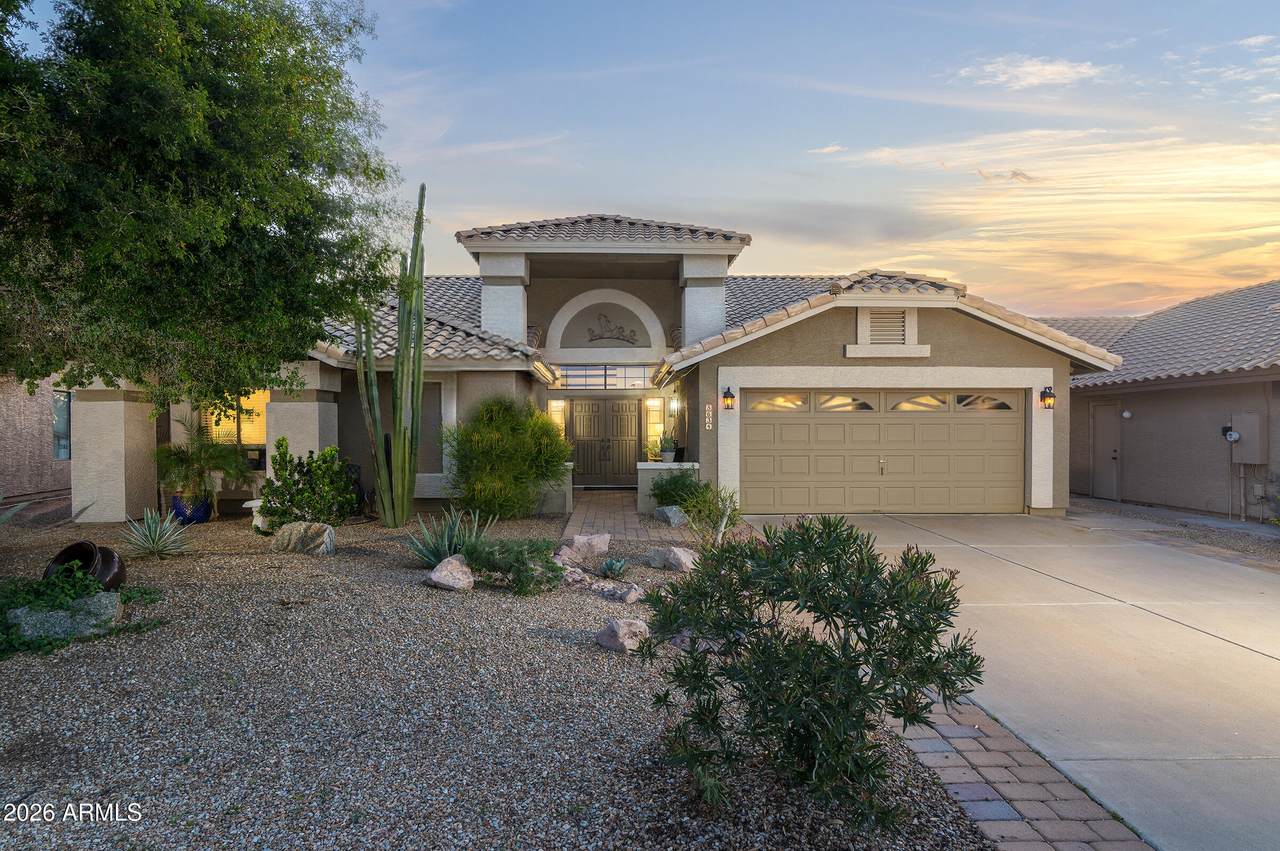 5634 Creosote Drive - Photo 1