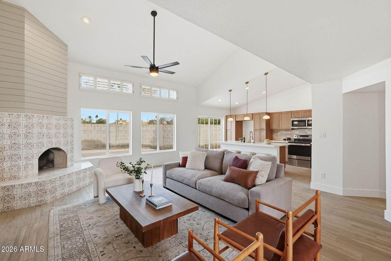 845 Oak Court - Photo 1