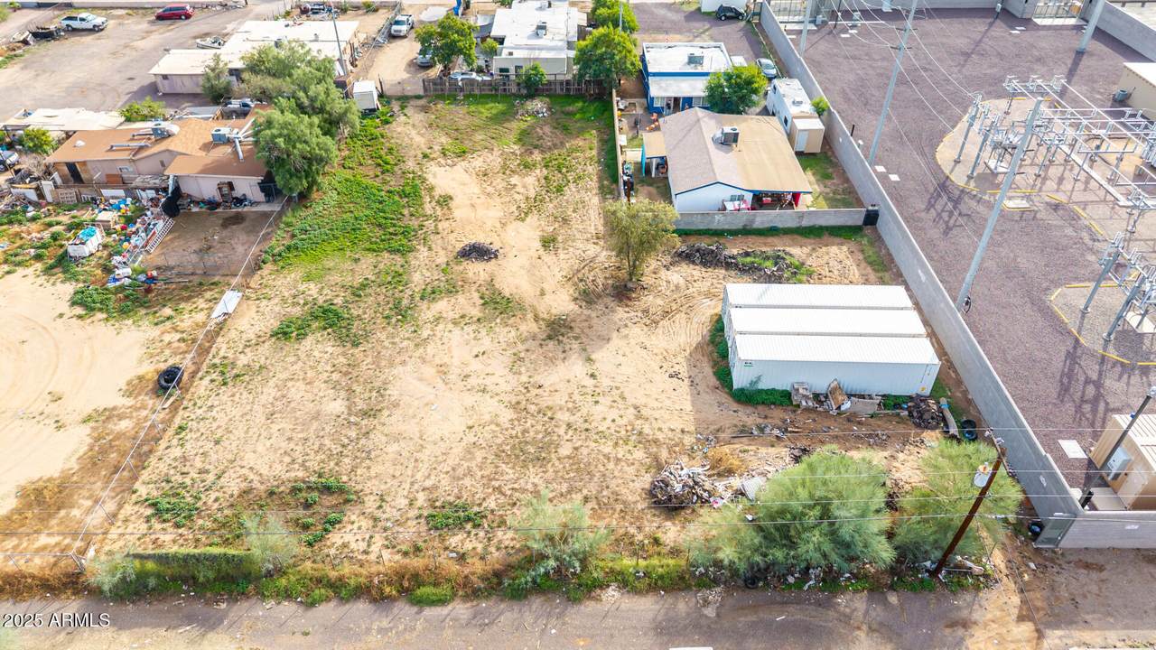 1724 Desert Cove Avenue - Photo 1