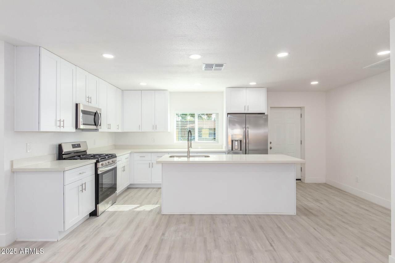 120 Hu Esta Drive - Photo 1