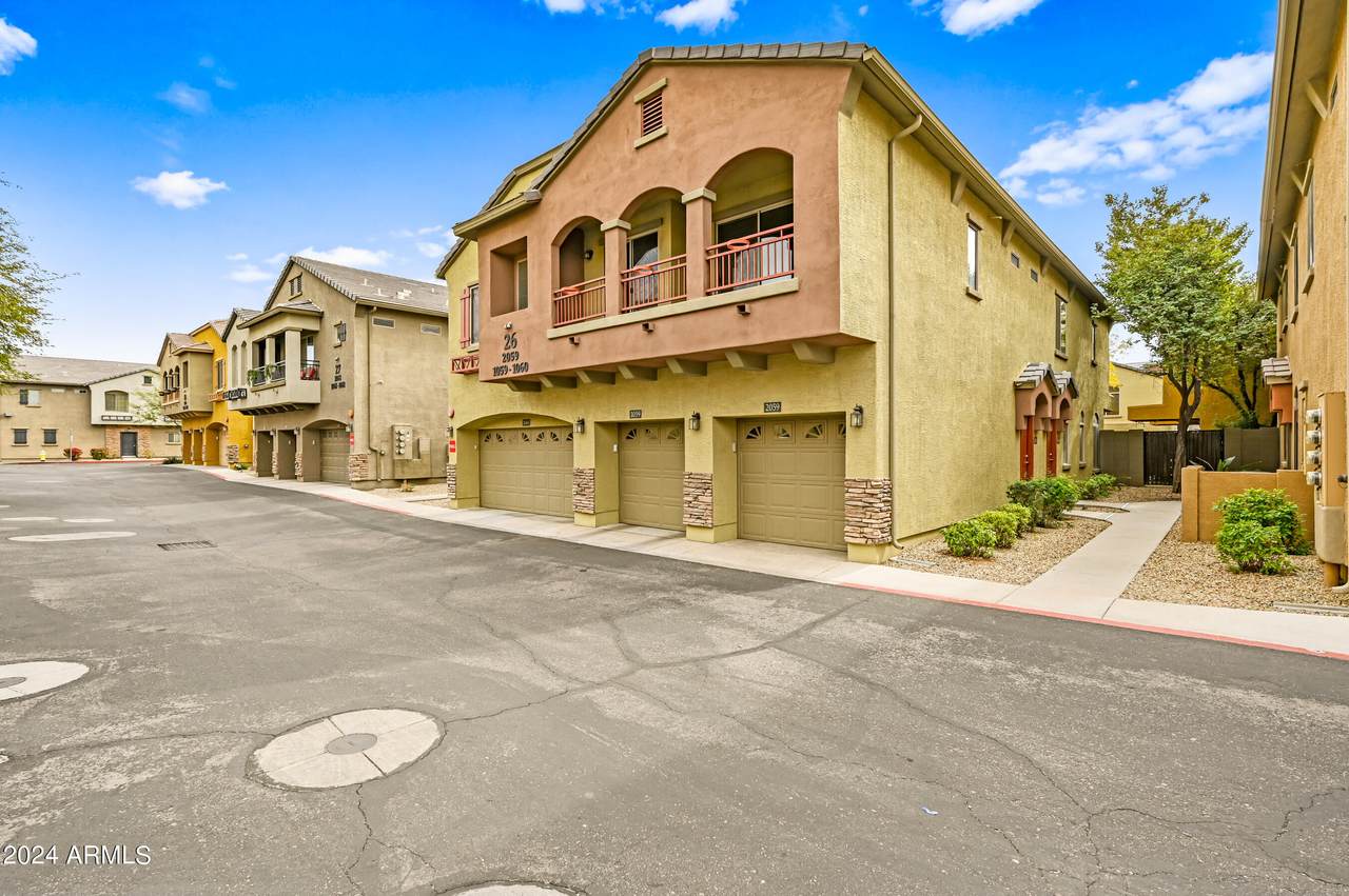 2150 Alameda Road - Photo 1