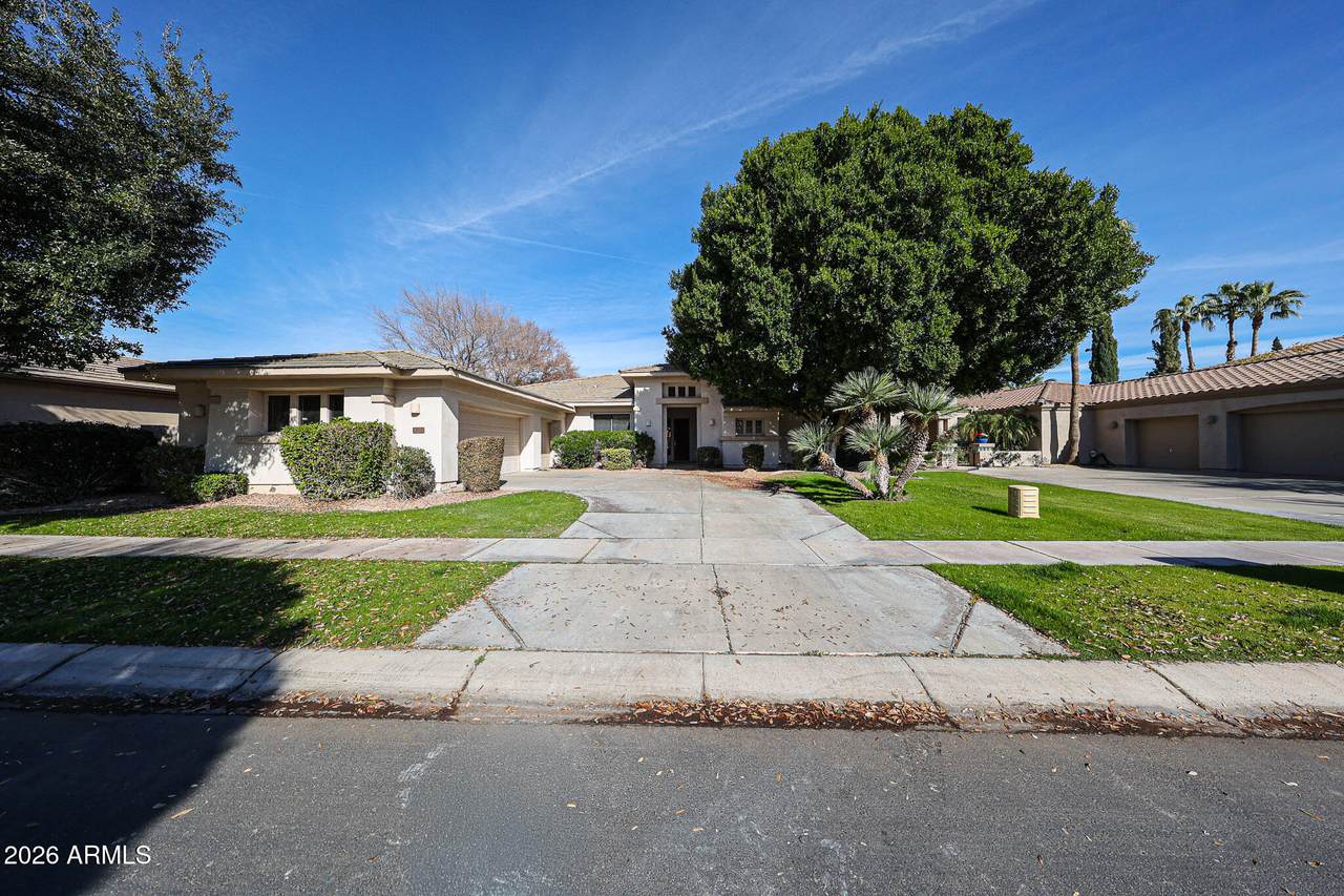 1710 Bartlett Way - Photo 1