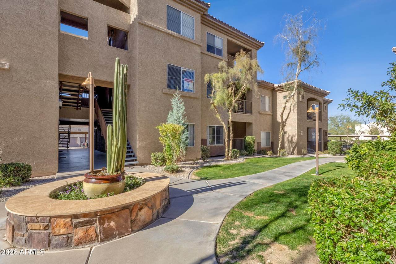 13700 Fountain Hills Boulevard - Photo 1