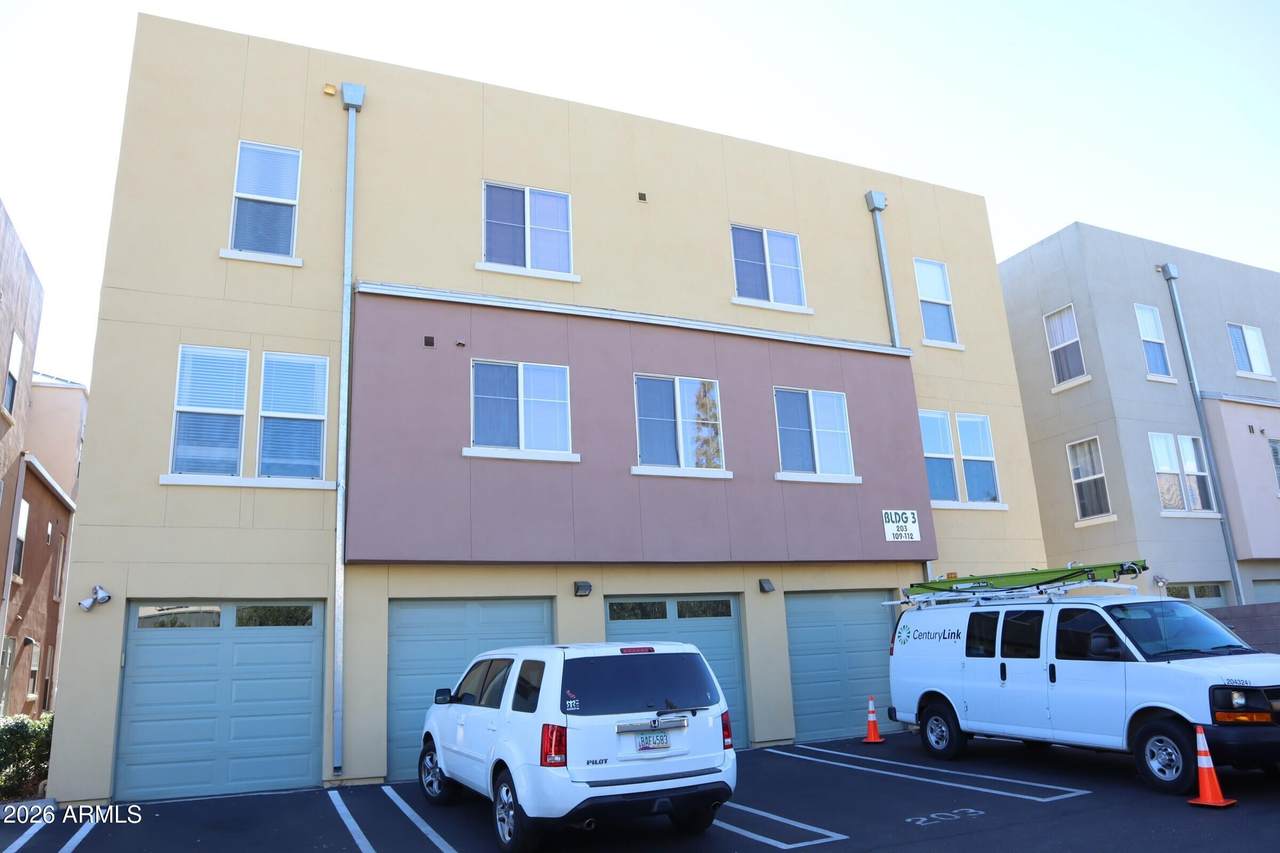 706 Washington Street - Photo 1