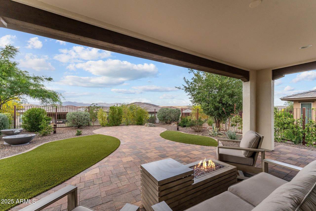 3266 Sparrows Creek Way - Photo 1