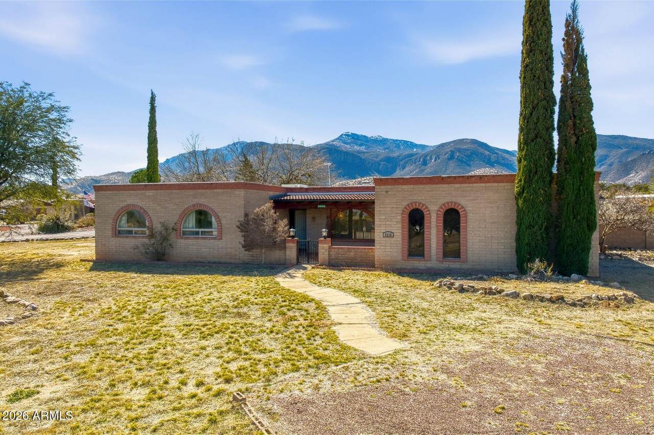 5210 Apache Avenue - Photo 1