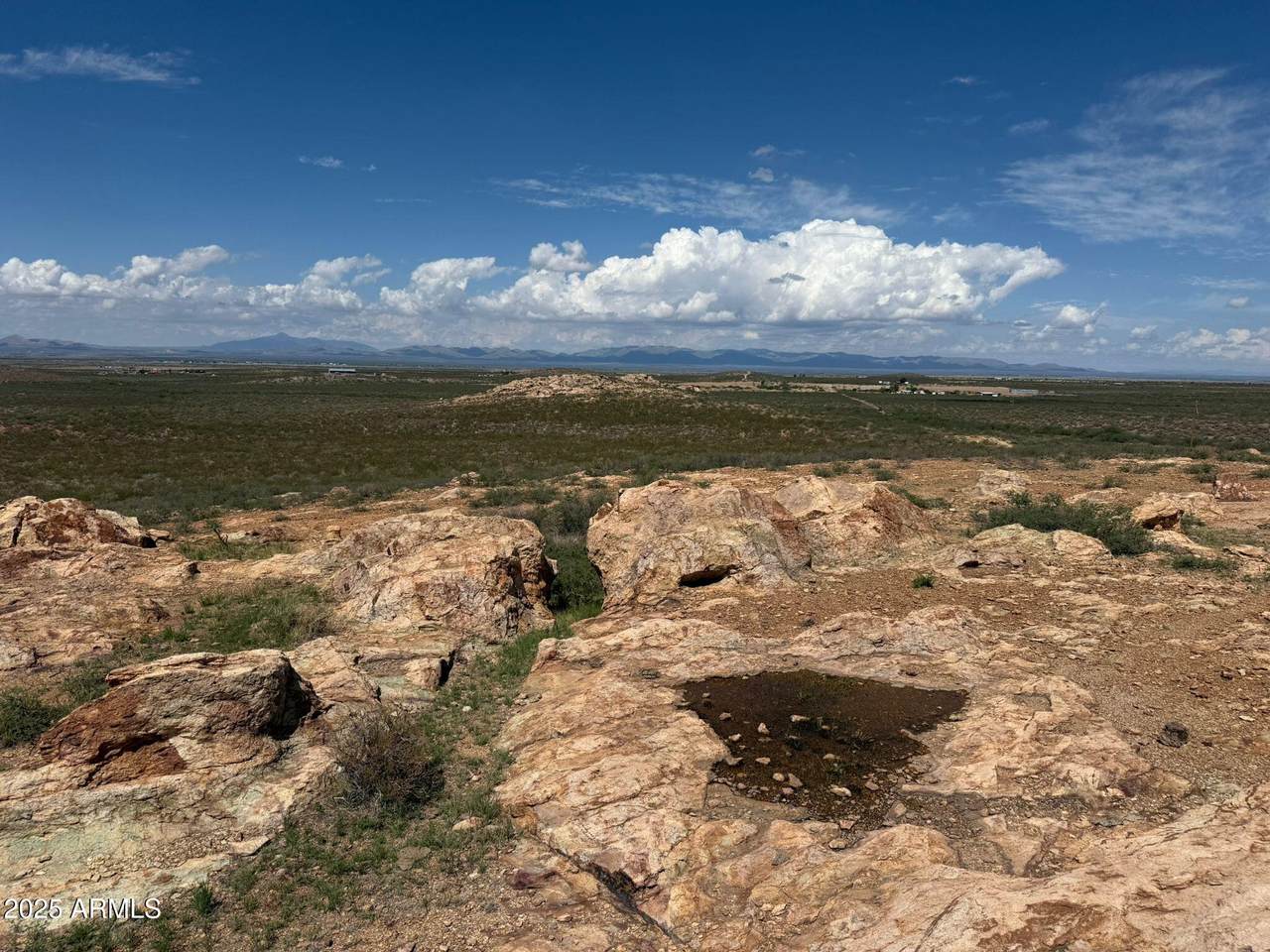 https://bt-photos.global.ssl.fastly.net/armls/1280_boomver_1_6980657-2.jpg
