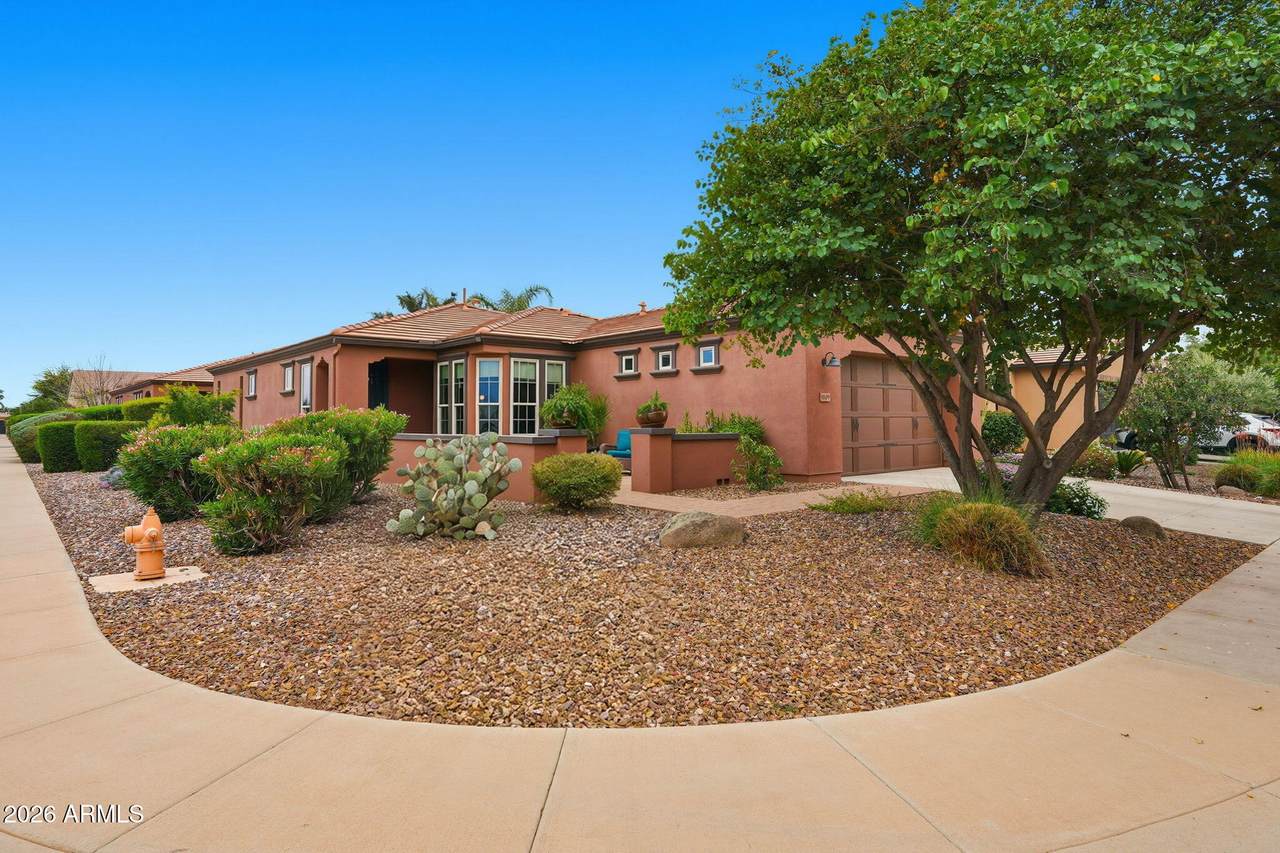 1809 Adelante Way - Photo 1