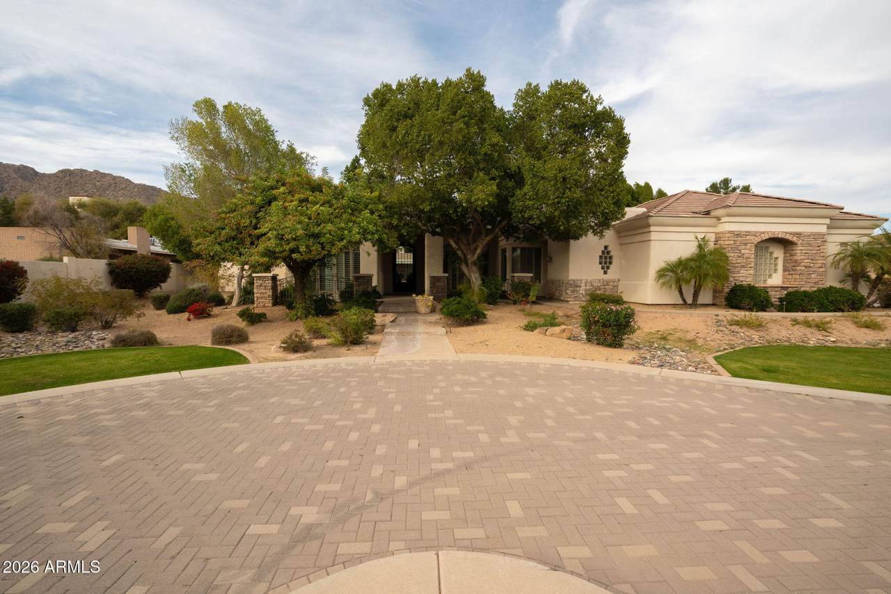 6243 Camelback Road - Photo 1