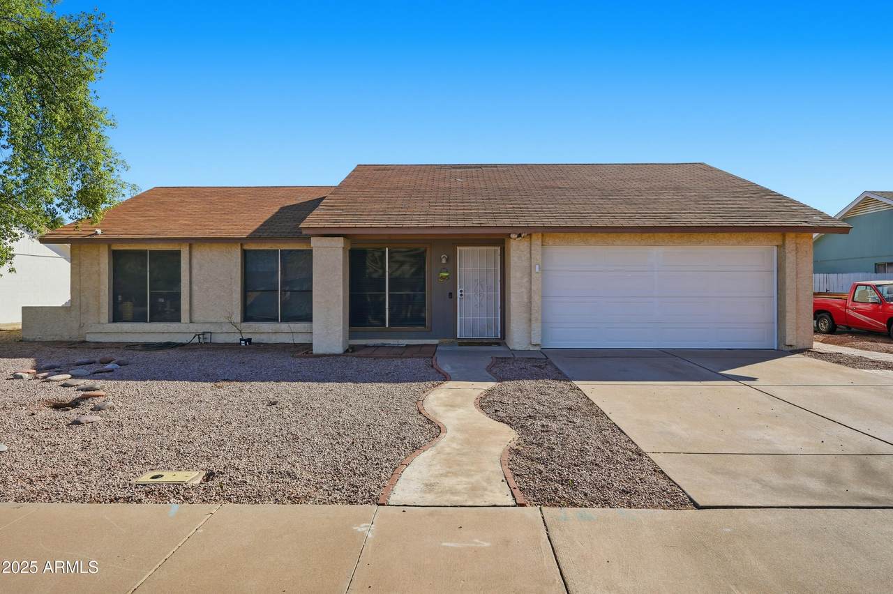 953 Hackamore Street - Photo 1