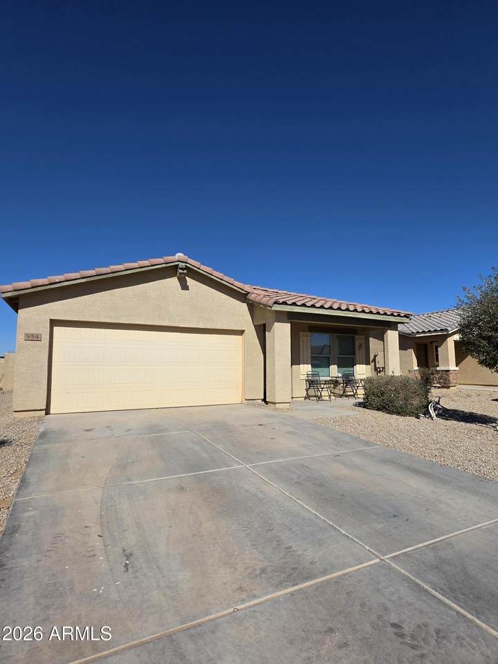954 Starview Avenue - Photo 1