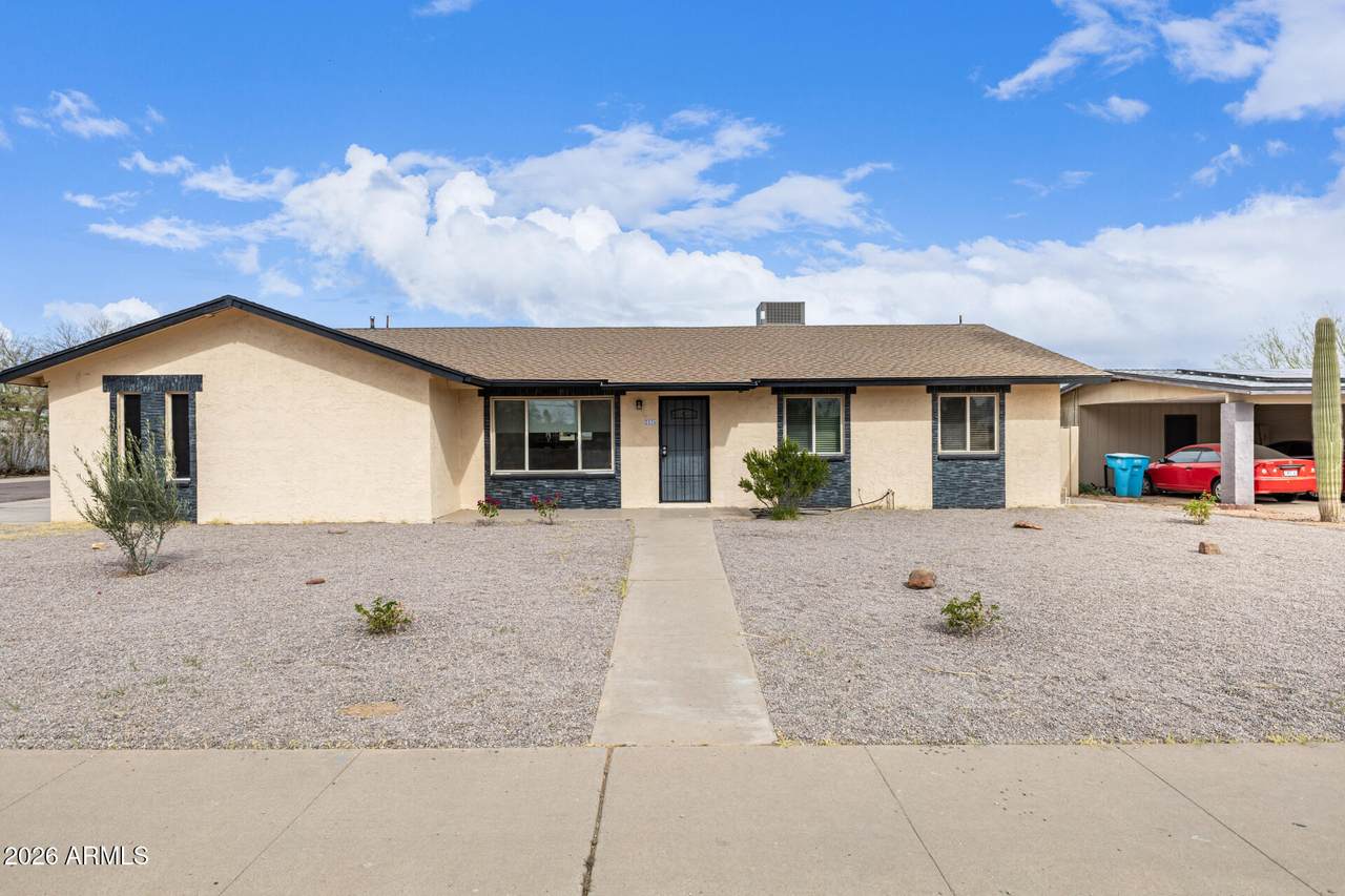 2826 Cactus Road - Photo 1