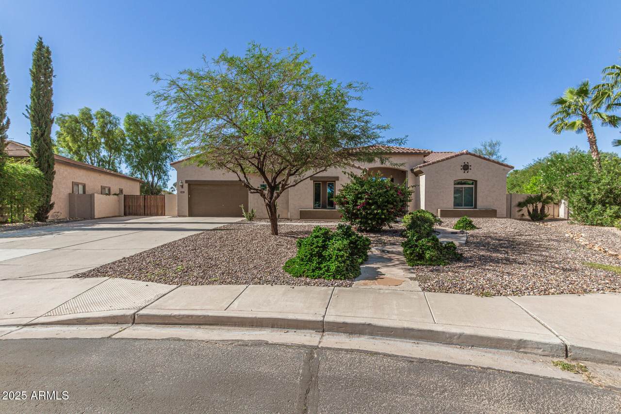 5440 Dragoon Drive - Photo 1
