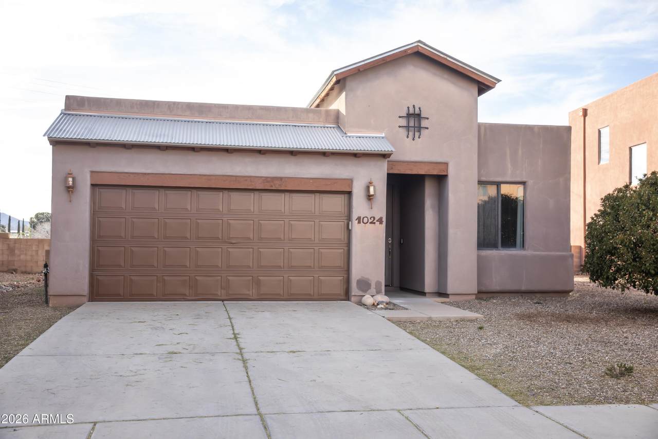 1024 Horner Drive - Photo 1
