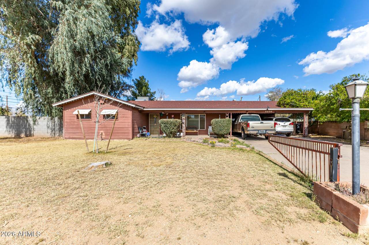 2250 Augusta Avenue - Photo 1