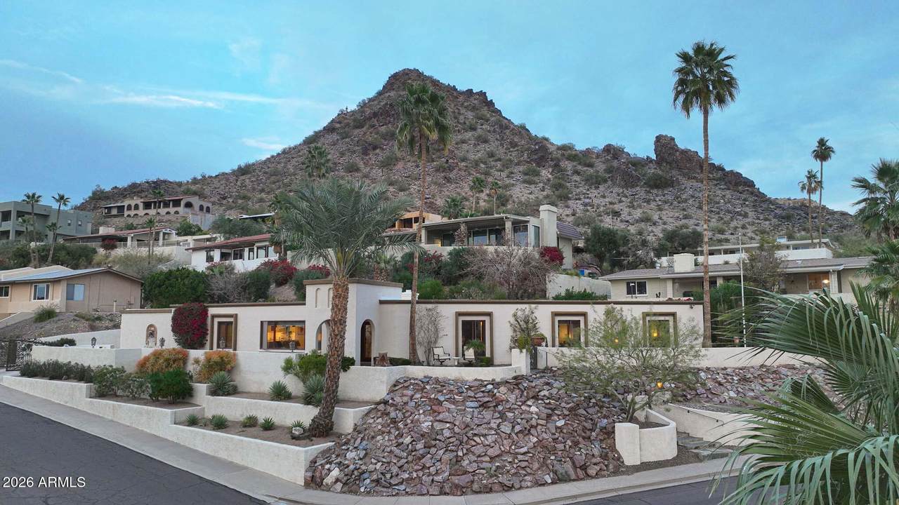 2320 Lincoln Way - Photo 1